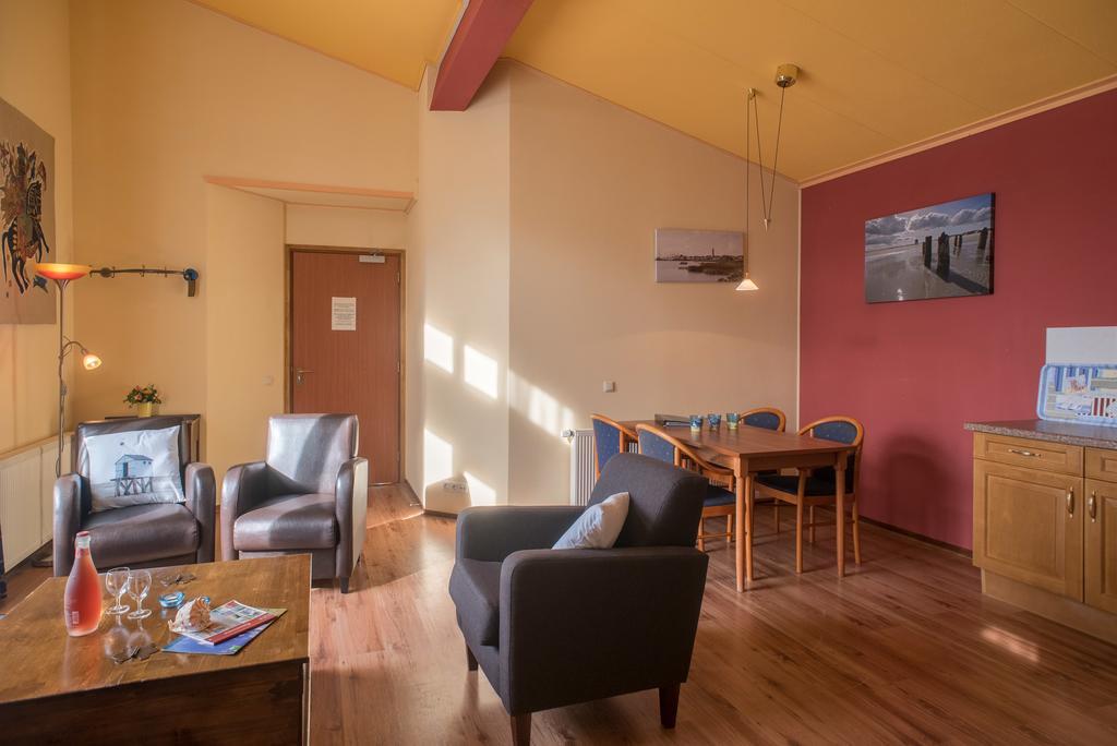 Claes Compaen Hotel Midsland Kültér fotó