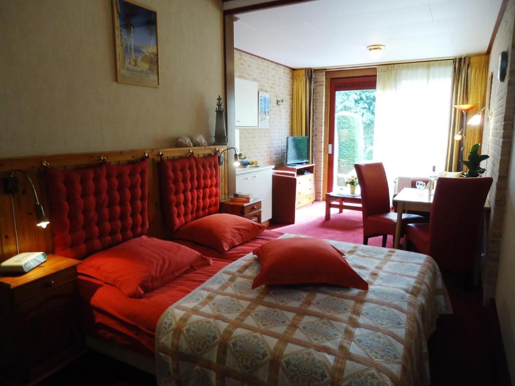 Claes Compaen Hotel Midsland Szoba fotó